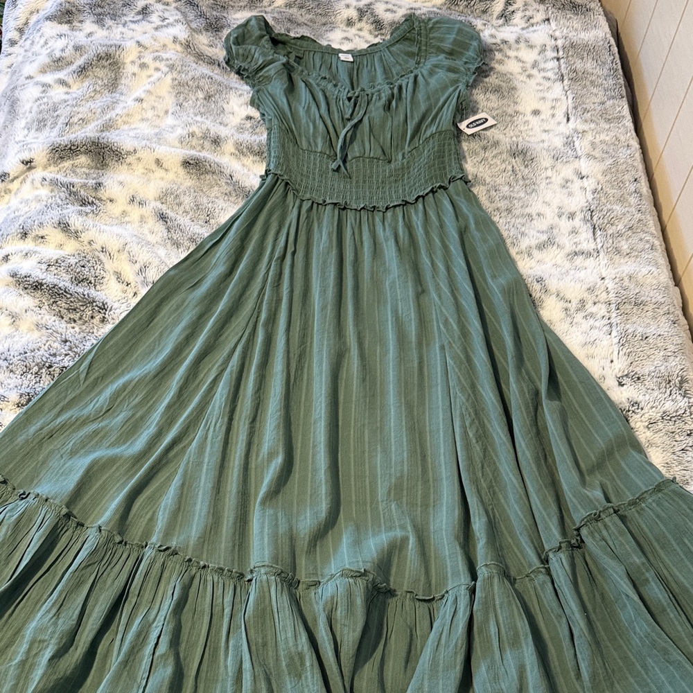 Old Navy Forest Green Maxi Dress